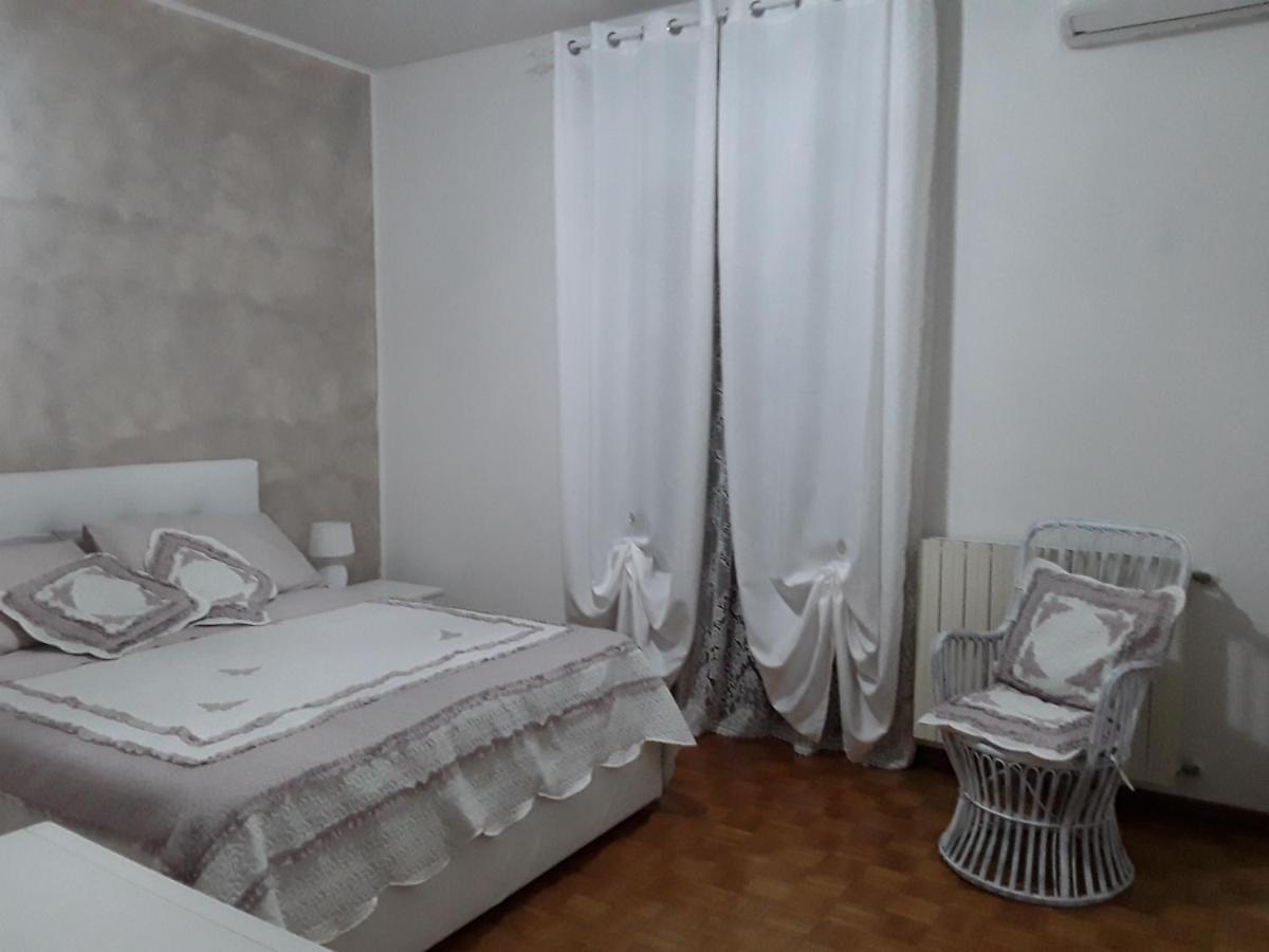 B&B La Rosa Gialla Maranello Exteriör bild